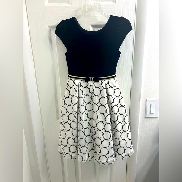 Jona Michelle Black and White Circle Dress - Picture 1 of 3